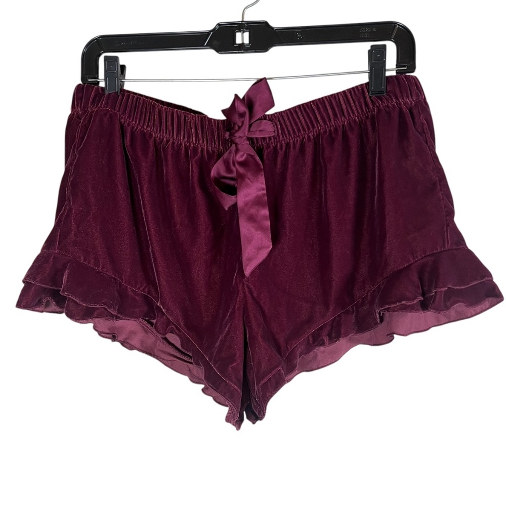 Victoria's Secret Sleep Shorts Size Medium - Picture 1 of 4